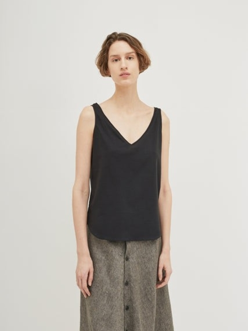 Black V-Neck Sleeveless Camisole